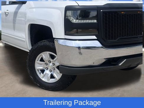 Used 2018 Chevrolet Silverado 1500 LT w/ Trailering Package AWD/4WD image 2