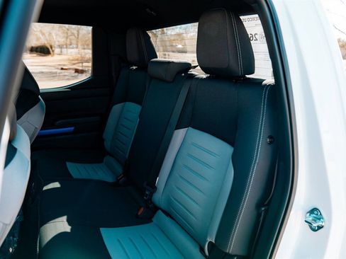 Used 2026 Toyota Tacoma TRD Off-Road image 34