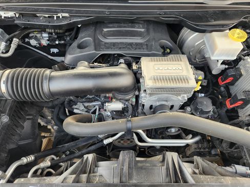 Used 2021 RAM 1500 Limited w/ Bed Utility Group image 31