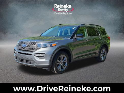 Used 2023 Ford Explorer XLT w/ Equipment Group 202A AWD/4WD image 1