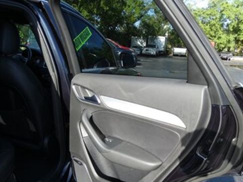 Used 2015 Audi Q3 2.0T Prestige w/ Prestige Package image 54