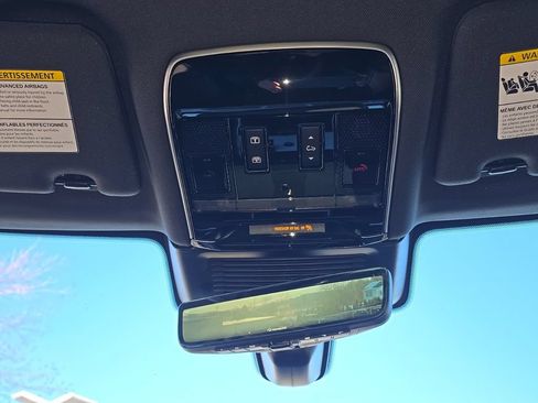 Used 2026 Land Rover Range Rover SE AWD/4WD image 23