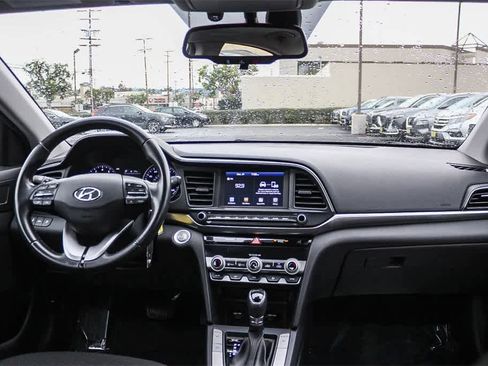 Used 2020 Hyundai Elantra Value Edition w/ Cargo Package (C1) image 16