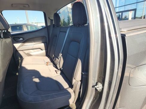 Used 2018 Chevrolet Colorado LT AWD/4WD image 15