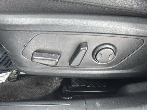 Used 2022 Hyundai Tucson Limited image 11