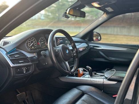 Used 2015 BMW X5 xDrive50i w/ Executive Package image 8