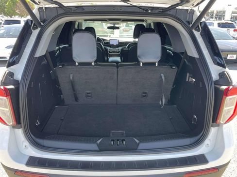 Used 2023 Ford Explorer XLT w/ Equipment Group 202A image 22