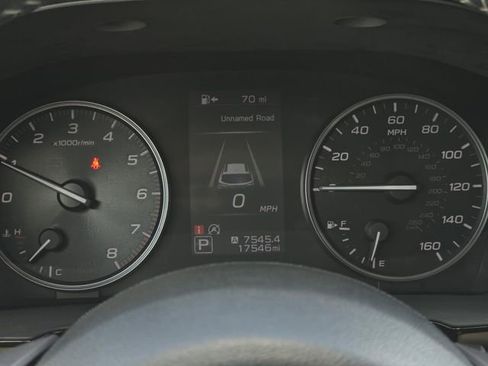 Used 2025 Subaru Outback Premium AWD/4WD image 17