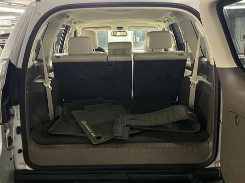 Used 2014 Lexus GX 460 Luxury AWD/4WD image 35