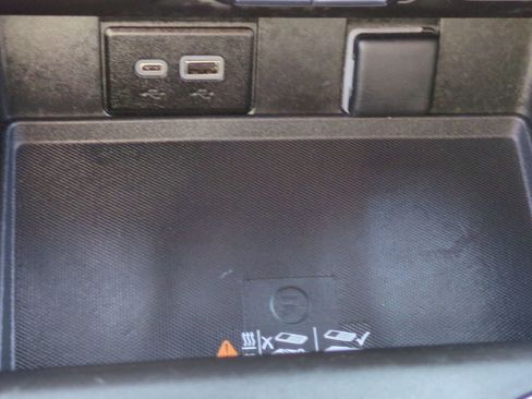 Used 2023 Chevrolet Tahoe Premier image 38