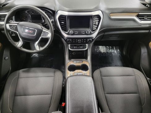 Used 2023 GMC Acadia SLE w/ Driver Convenience Package image 7