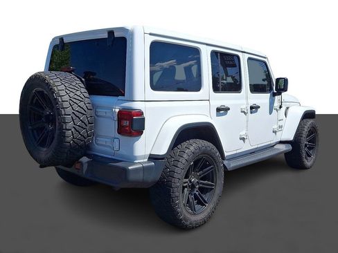 Used 2020 Jeep Wrangler Unlimited Sahara w/ Dual Top Group AWD/4WD image 7