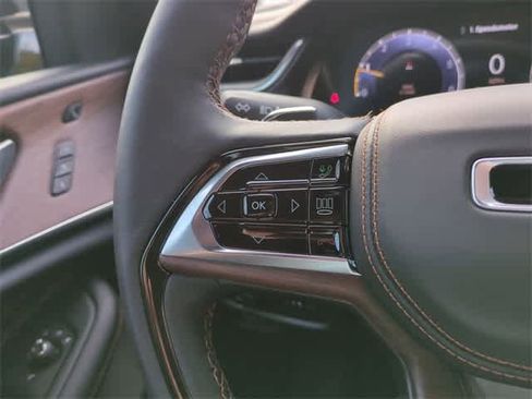 New 2025 Jeep Grand Cherokee L Summit w/ Obsidian Package image 25