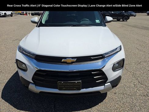 Used 2023 Chevrolet TrailBlazer LT w/ Convenience Package FWD image 8
