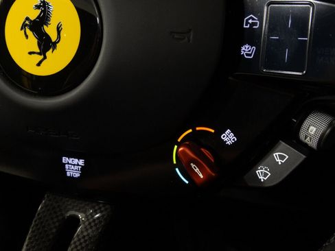 Used 2023 Ferrari SF90 Spider image 36