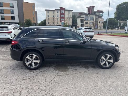 Used 2019 Mercedes-Benz GLC 300 image 6
