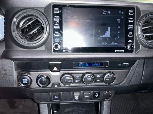 Certified 2023 Toyota Tacoma TRD Off-Road AWD/4WD image 18