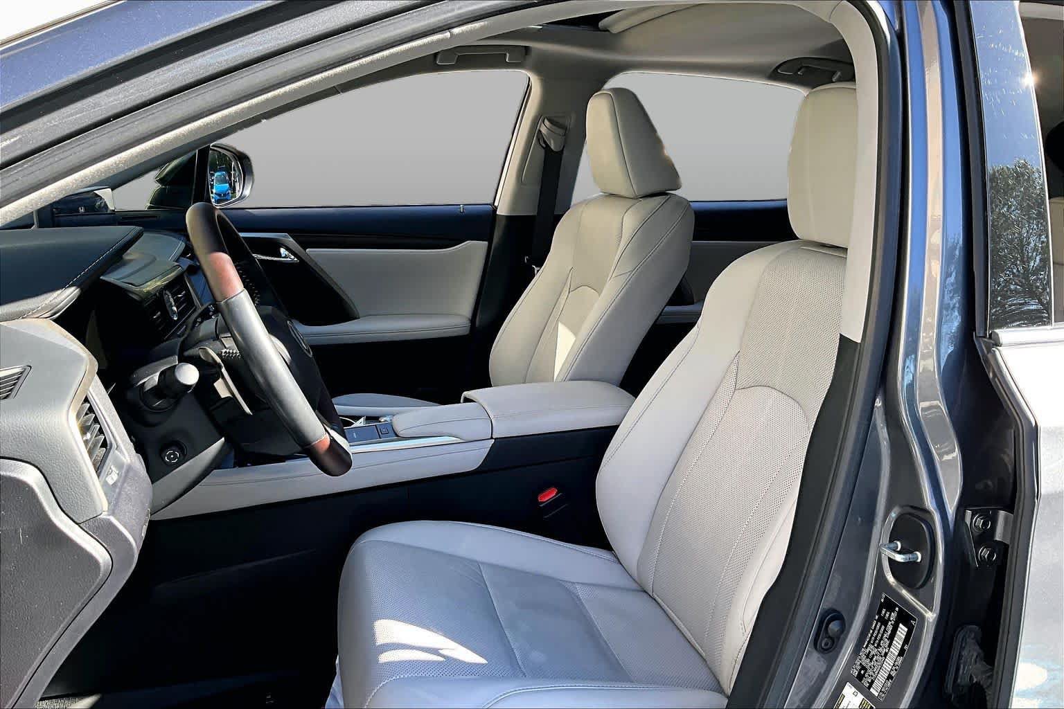 Used 2022 Lexus RX 350 FWD w/ Premium Package image 8