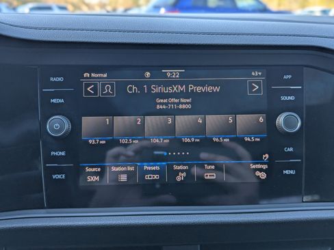 Used 2023 Volkswagen Jetta GLI Autobahn image 28