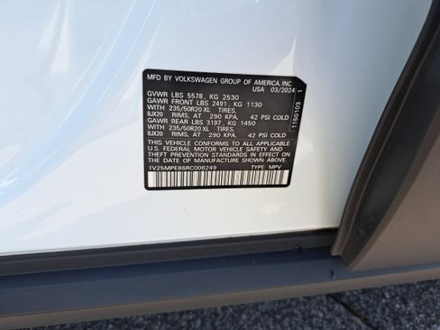 Used 2024 Volkswagen ID.4 S RWD image 33