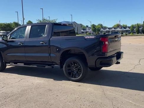 Used 2022 Chevrolet Silverado 1500 Custom Trail Boss AWD/4WD image 6