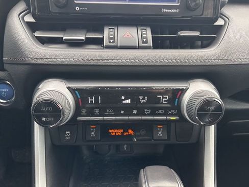 Certified 2021 Toyota RAV4 XLE Premium image 31