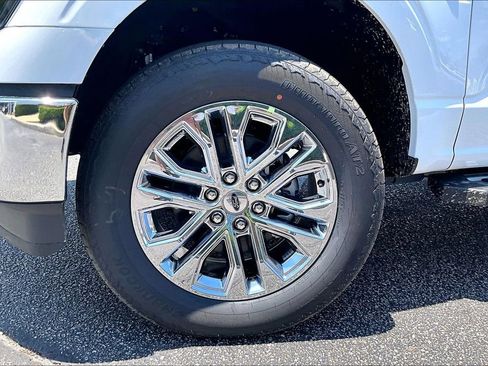 New 2026 Ford F150 Lariat w/ Equipment Group 501A Mid AWD/4WD image 12
