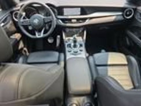 Used 2023 Alfa Romeo Stelvio Veloce AWD/4WD image 11