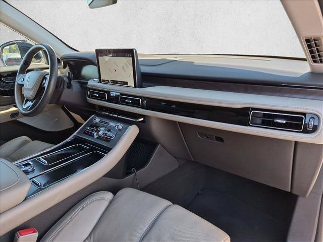 Used 2020 Lincoln Aviator Reserve w/ Equipment Group 202A AWD/4WD image 25