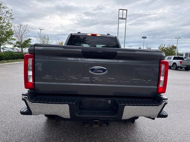 Used 2024 Ford F250 XLT AWD/4WD image 6