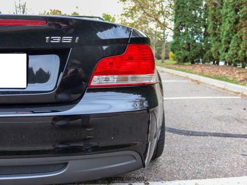 Used 2010 BMW 135i Convertible image 78