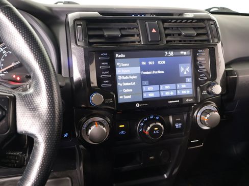 Used 2023 Toyota 4Runner TRD Off-Road Premium w/ Moonroof Package AWD/4WD image 5