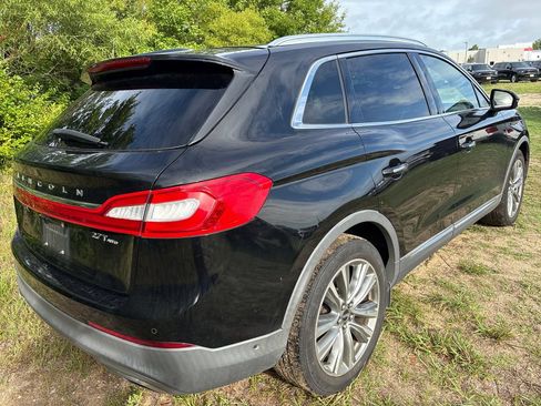 Used 2017 Lincoln MKX Reserve w/ Luxury Package AWD/4WD image 15