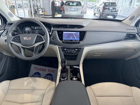 Certified 2024 Cadillac XT5 Premium Luxury w/ LPO, Floor Liner Package AWD/4WD image 35