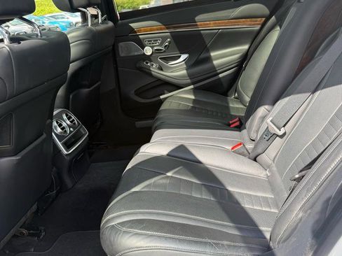 Used 2015 Mercedes-Benz S 550 4MATIC Sedan image 16