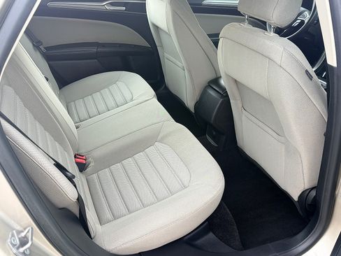 Used 2018 Ford Fusion S FWD image 30