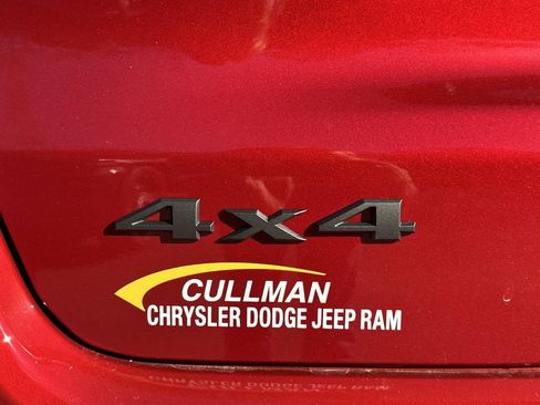 New 2026 Jeep Compass Limited w/ Sun, Sound & Navigation Group AWD/4WD image 39