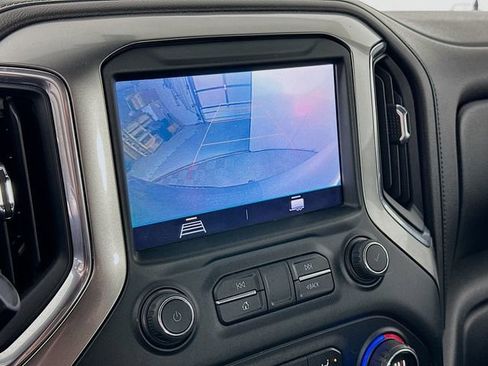 Used 2019 Chevrolet Silverado 1500 RST image 14