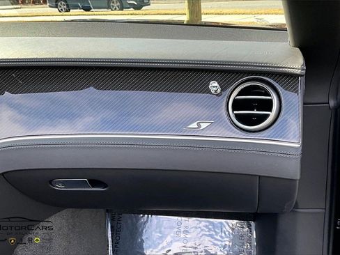 Used 2023 Bentley Continental GT V8 image 16