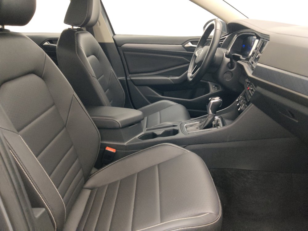 Used 2024 Volkswagen Jetta SE FWD image 21