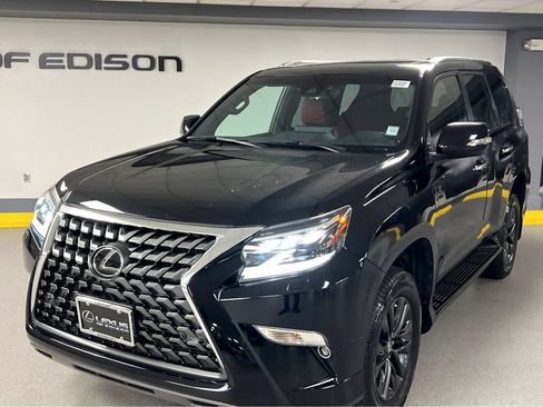 Certified 2023 Lexus GX 460 Premium w/ Premium Package AWD/4WD image 3