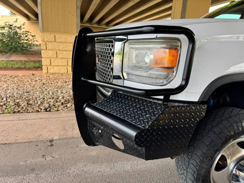 Used 2015 GMC Sierra 3500 Denali w/ Duramax Plus Package image 10