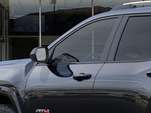 New 2026 GMC Terrain AT4 AWD/4WD image 12