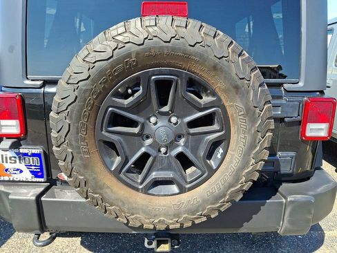 Used 2018 Jeep Wrangler Unlimited Sport S AWD/4WD image 7
