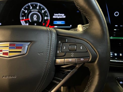 Used 2023 Cadillac Escalade V AWD/4WD image 14