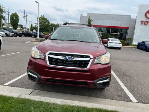 Used 2017 Subaru Forester 2.5i Premium w/ All-Weather Package AWD/4WD image 2