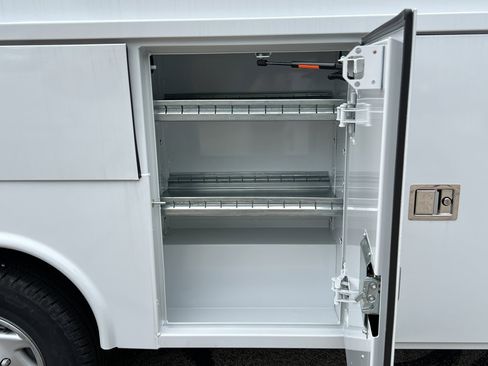 New 2025 Ford E-350 and Econoline 350 Super Duty w/ Power Equipment Group image 40