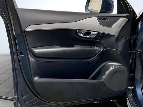 Certified 2023 Volvo XC90 B5 Core w/ Protection Package Premier image 24