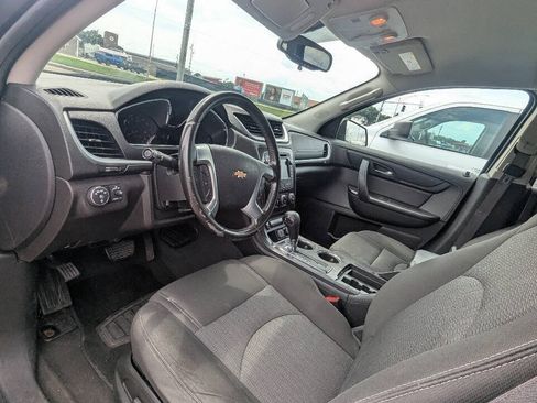 Used 2015 Chevrolet Traverse LT AWD/4WD image 17