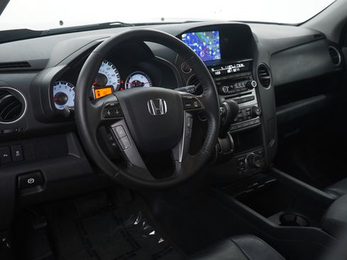 Used 2015 Honda Pilot Touring image 26